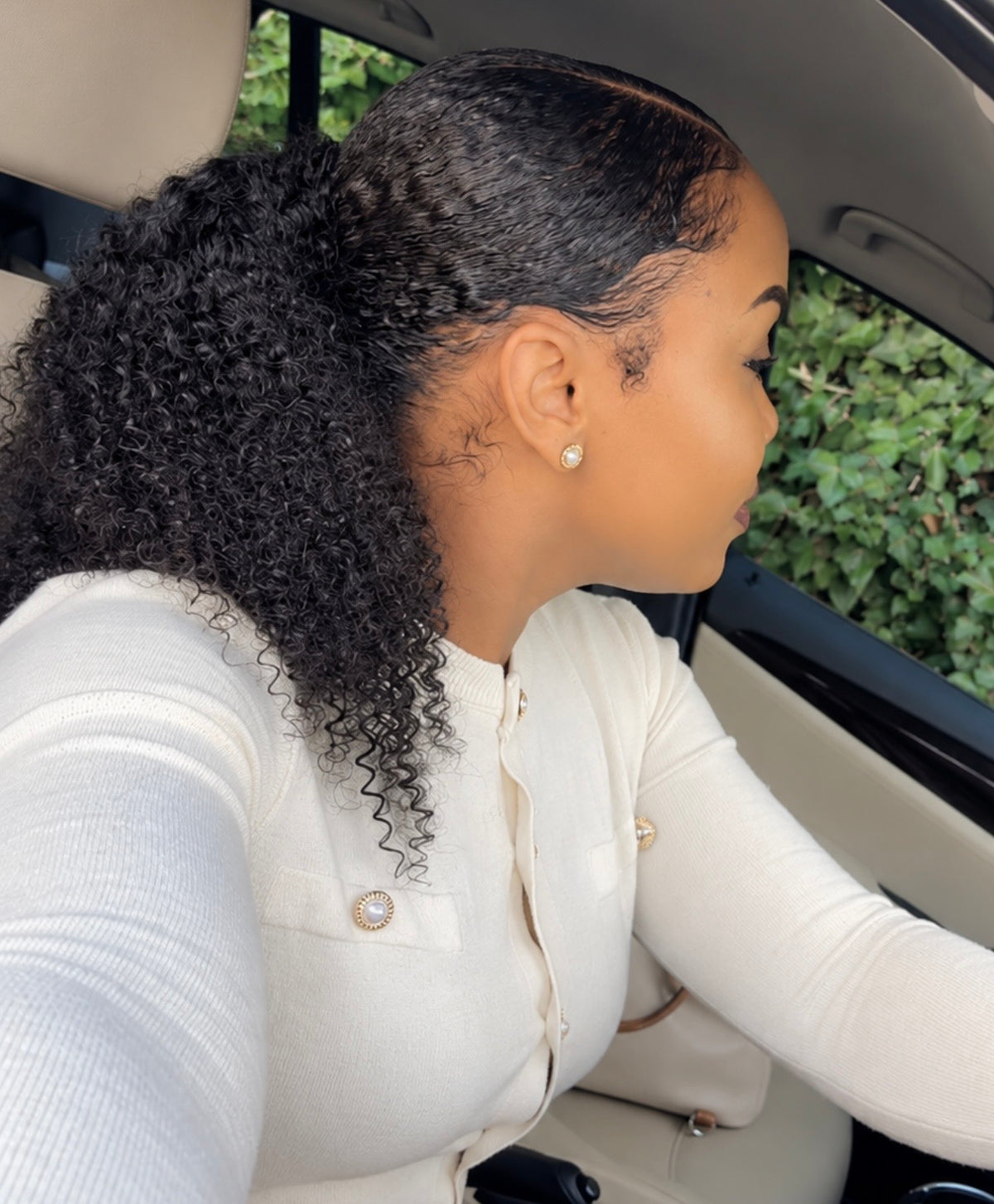 Postiche kinky Curly