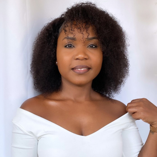 La perruque afro kinky